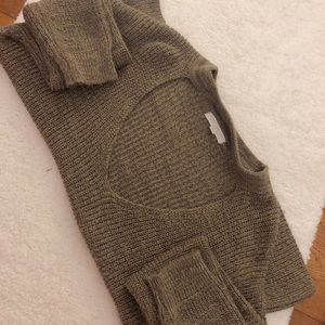 American Eagle Sweater